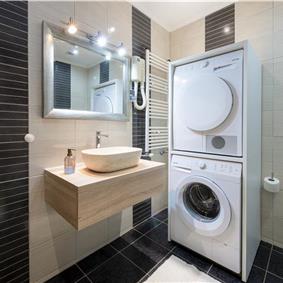 Luxury 5 Bedroom Beachfront Villa near Dubrovnik, Sleeps 11-12